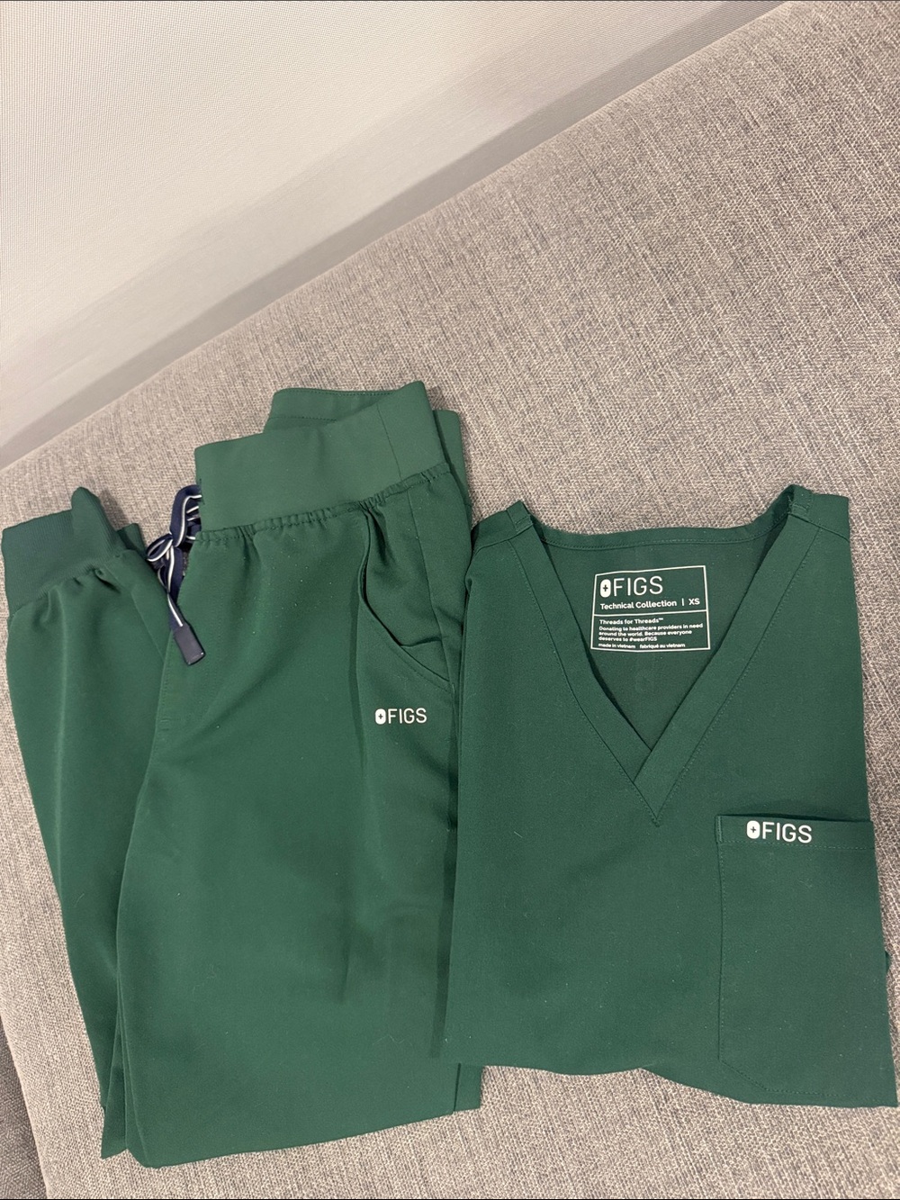 Figs women’s Dark Green Jogger Set